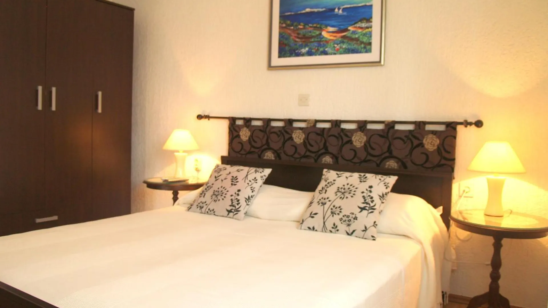 Apartments Rozic Rab Town 0*,